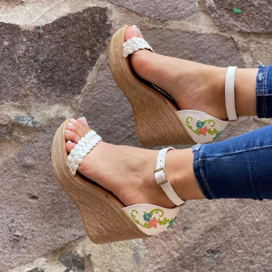 CHULA HUARACHES