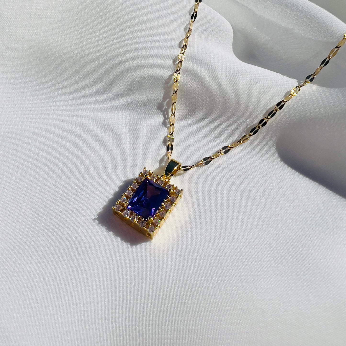 Elegant Violet Cubic Zirconia Necklace