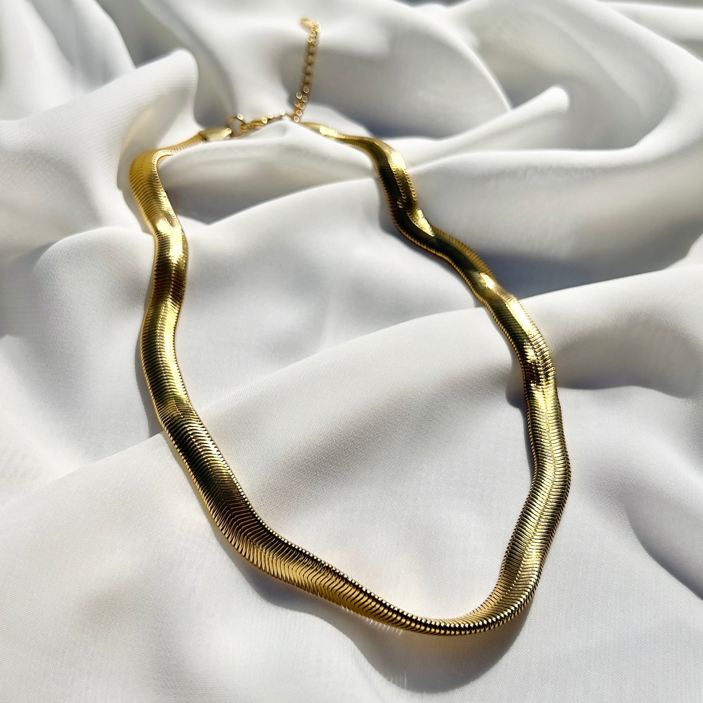 Gold Herringbone Chocker Necklace