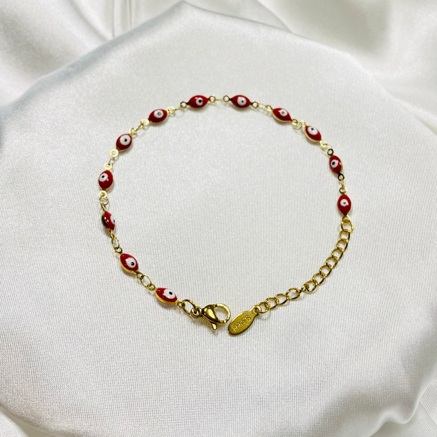 Ojito Rojo Bracelet