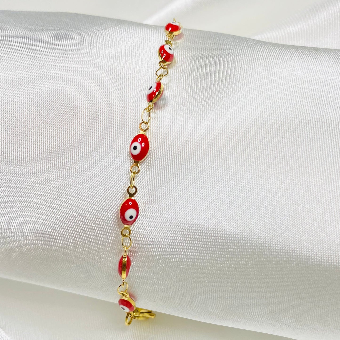 Ojito Rojo Bracelet